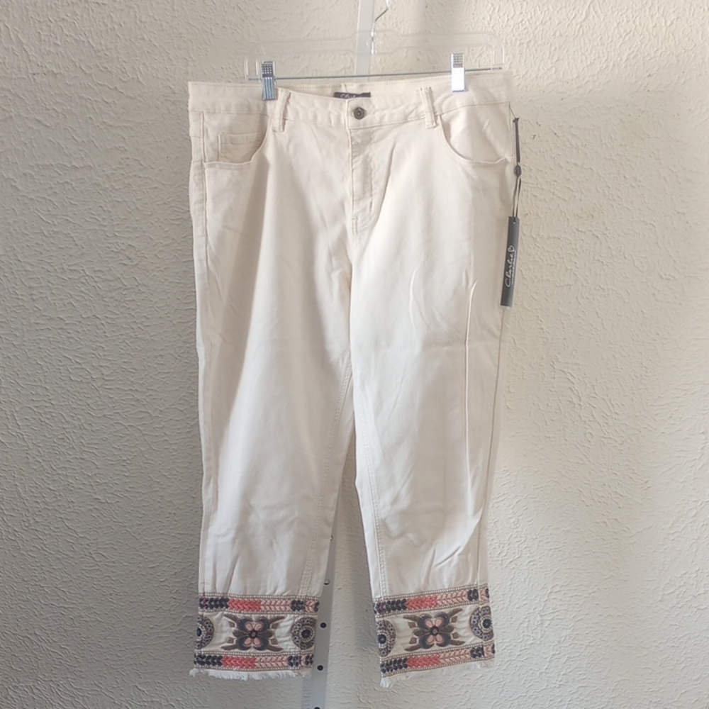 Charlies Creme Pants with Embroidered Detail, Twill Pants, NWT Size 16